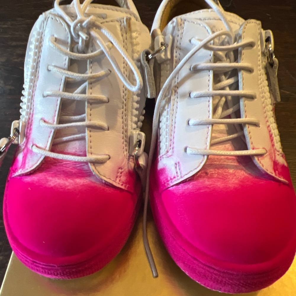 Giuseppe Junior Kids Sz 26